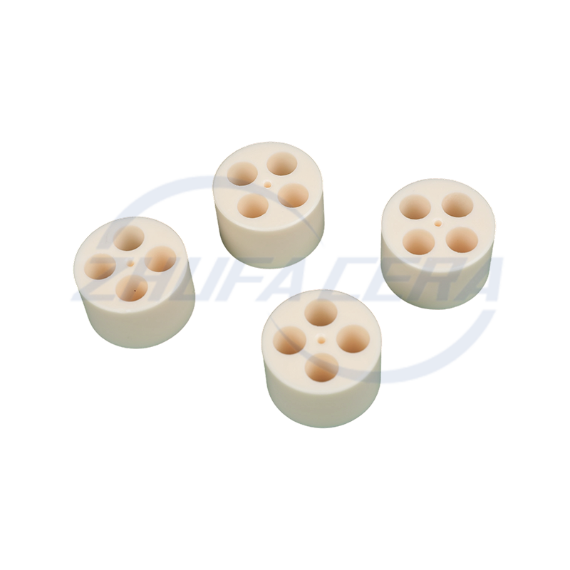 Flerkanaligt aluminiumoxid keramiskt rör